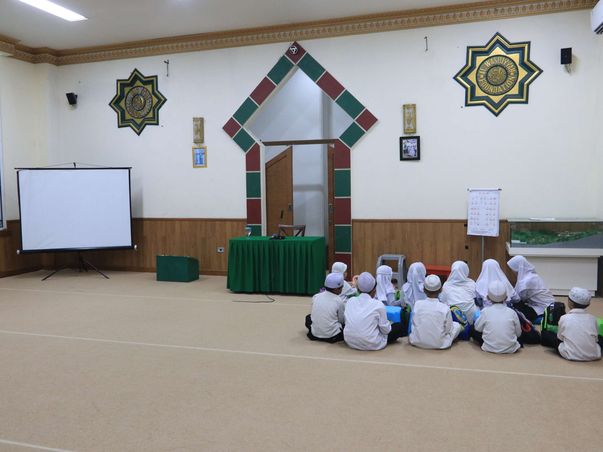 AULA GEDUNG YAYASAN MAJELIS AL WASHIYYAH