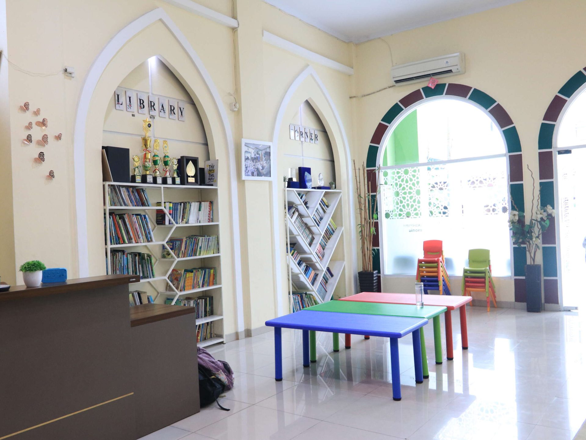 AULA GEDUNG PPTQ/SDQ MADANI AL WASHIYYAH