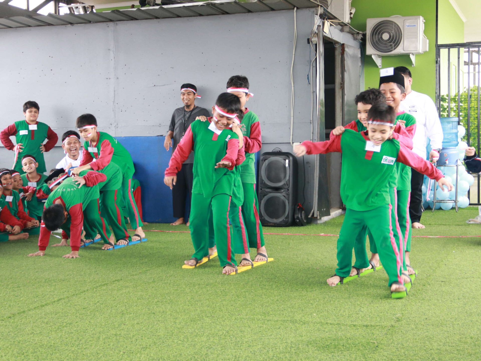 LAPANGAN GEDUNG PPTQ/SDQ MADANI AL WASHIYYAH