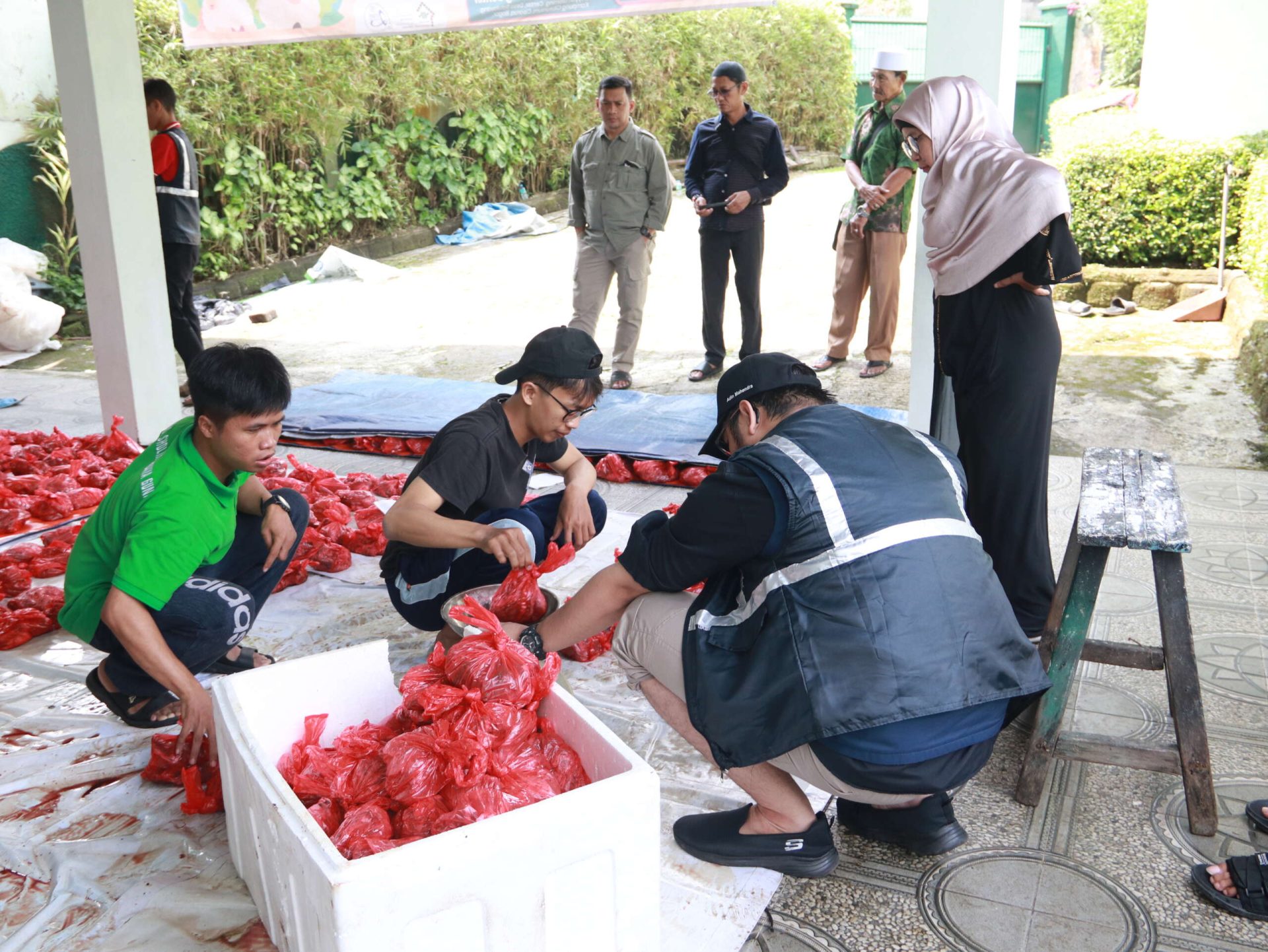 Bantuan Sosial Idul Qurban (BASIQ) ALC