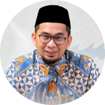 KH. Dr. Adi Hidayat, Lc., MA.